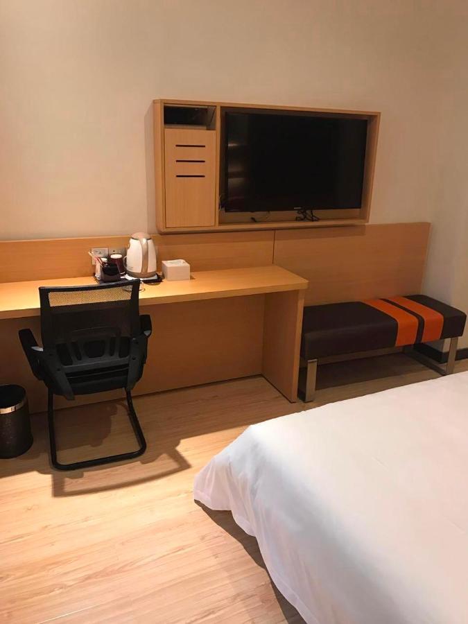 Hotel 7 Days Premium Chongqing Jiangbei International Airport Branch Esterno foto