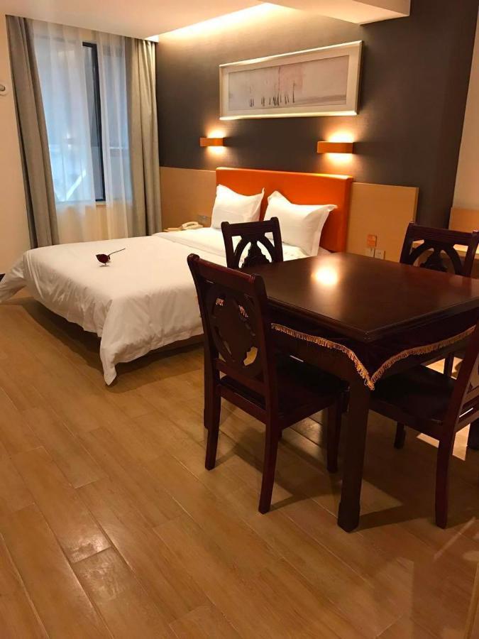 Hotel 7 Days Premium Chongqing Jiangbei International Airport Branch Esterno foto