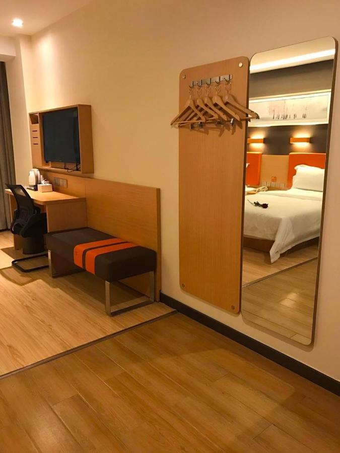 Hotel 7 Days Premium Chongqing Jiangbei International Airport Branch Esterno foto